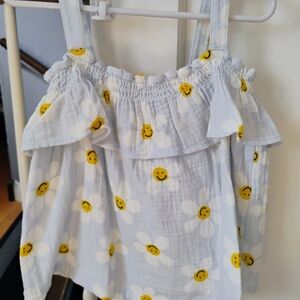 Hanna Andersson White Top with Yellow Accents